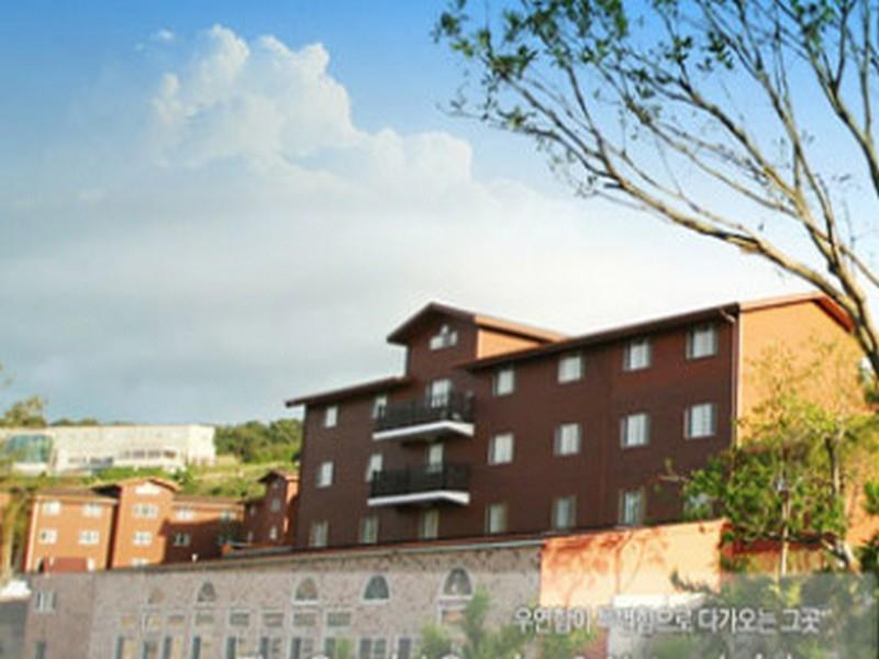 Arbon Youth Hostel & Resort Jeju Exterior foto