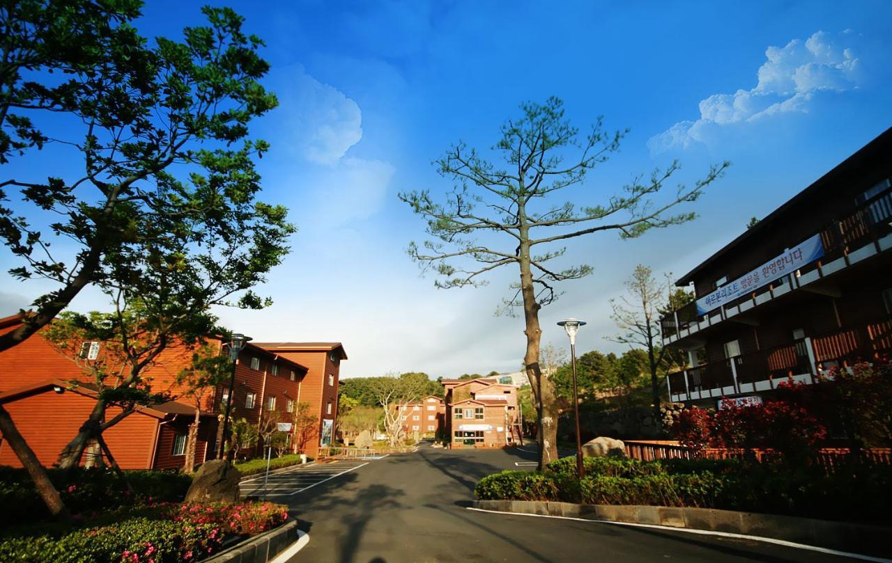 Arbon Youth Hostel & Resort Jeju Exterior foto